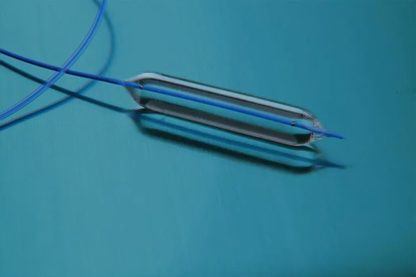 微创手术中使用的导管和鲁尔接头如何通过专业仪器测试？